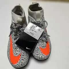 NIKE スーパーフライ 7 サッカー　トレーニングシューズ　21.5センチ