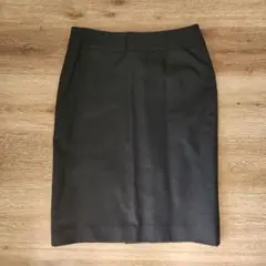 UNITED ARROWS ダークグレー スカートスーツ スリット付き　36