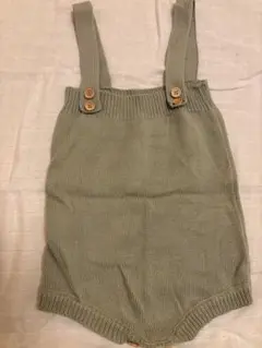グリーン サスペンダー付きロンパース