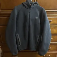 Nikeテックフリース上