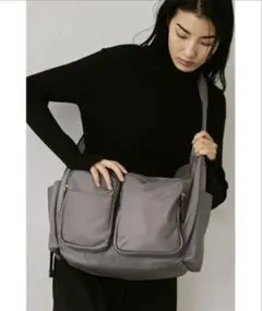 un/neu ツイルポケットBIGボディバッグ