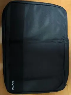 Mono Max 付録　Incase ブラックマルチケースのサムネイル