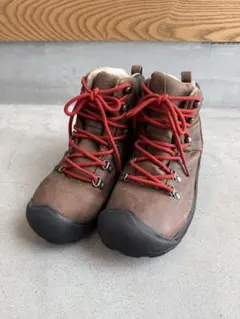 キーン　ピレニーズ　ウォータープルーフ　トレッキングシューズ25.5㎝