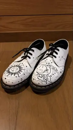 Dr.Martens 白sun&moon(値下げ可能)