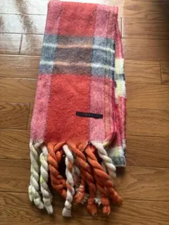 KBFのチェック柄大判マフラー