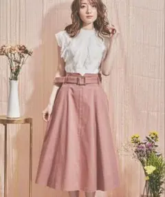 Noela ノエラ スクエアベルト フレア スカート