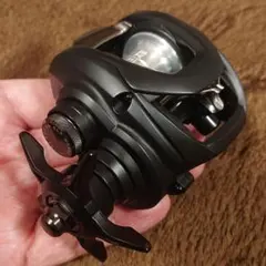 ミ*ー様 SLPワークス 22TR SV TW 105H-SLPW ハンドル変更 Amazon | SLPワークス ダイワ 22TR SV TW 105H-右ハンドル | ベイトリール