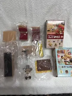 リーメント　コメダ珈琲店2 テーブル、イス他　家具セットなど