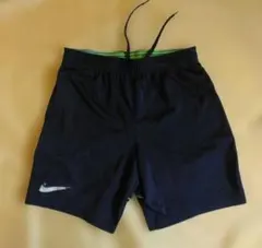 子供用　Nike DRI-FIT ショートパンツ M（150㎝程度）