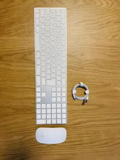Apple Touch ID Magic Keyboard テンキーライトニング - メルカリ