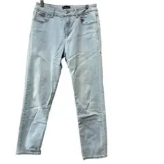 Item thumbnail for item 0609cc78-7f56-4772-ab7f-136c0a20482a