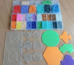 アイロンビーズセット（多色・プレート付き）パーラービーズ　カワダ　Kawada