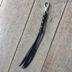 牛革 レザー 丸編み フリンジ キーホルダー