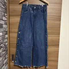 ANAP ボタン付きサイドスリット デニムワイドパンツ