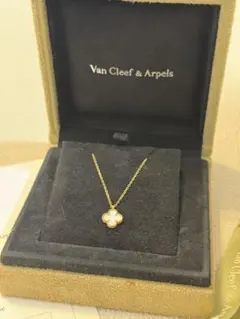 Van Cleef & Arpels ゴールド ネックレス