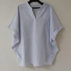 【新品・未使用】メイソングレイ やわさらリネン混バンドカラーブラウスのサムネイル