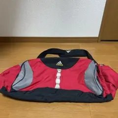 ビンテージ　adidas スポーツバッグ 赤黒