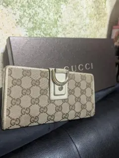 美品　GUCCI GGパターン長財布のサムネイル