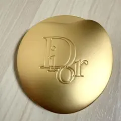 Dior ゴールド ハート型手鏡 - メルカリ