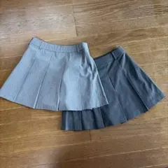 値下げUNIQLO レディース プリーツスコート グレー Sサイズ　2着セットのサムネイル