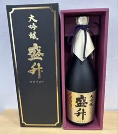 琉球泡盛古酒18年モノ。 琉球泡盛 松藤 720ml。激レア！！ 琉球泡盛古酒18年モノ。 琉球泡盛 松藤 720ml。激レア！！ - メルカリ