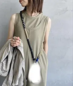 WILD THINGS × A SCENE スマホショルダーストラップ