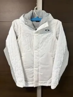 OAKLEY ゴルフ　ホワイト 白　ジャケット　ベスト使用可　Mサイズ