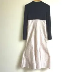 美品　マーキュリーデュオ　長袖ハイネックワンピース 黒・ピンク　バックレース