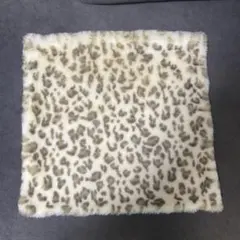 ヒョウ柄ファー風クッションカバー　45×45