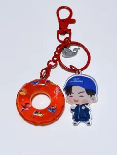 BTS J-HOPE アクリルキーホルダー ①浮き輪チャーム付きのサムネイル