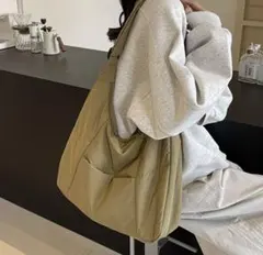 ショルダーバッグ バッグ