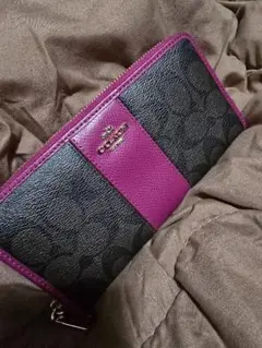 COACH ピンク×ブラウン レザー長財布