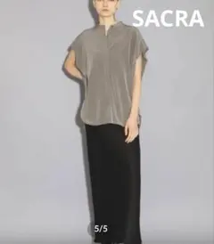 SACRA TRIACE MICRO CREPE TOP OFFWHITE - メルカリ