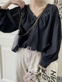 レディース ブラック Vネック シャツ