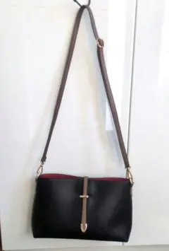 D.Kelly ショルダーバッグ ブラック レッド バイカラー ゴールド金具