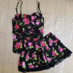 ラスト1点薔薇柄セクシーセットアップ