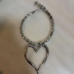 本日まで！1点もの！大きいハートが特徴シルバー調ハート型ペンダントネックレス