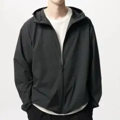 ユニクロ ポケッタブルUVカットパーカ NANODESIGN L ブラック