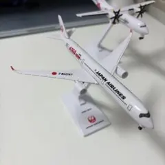 JAL 飛行機　模型　おもちゃ　玩具のサムネイル