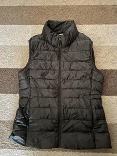 ユニクロ ダウンベスト M