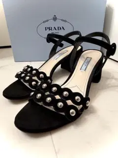 PRADA プラダ ストラップ付きスエードサンダル ローヒール 黒 38のサムネイル