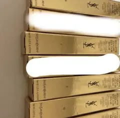 Yves Saint Laurent リップオイル 6ml 各色のサムネイル