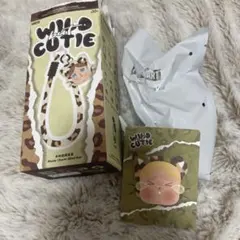 CRYBABYWildbutCutieフォンチャームCamo Cutie