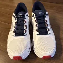 日本未発売　SKECHERS ハンズフリーSLIP INS GO WALK
