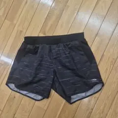 TIGORA ストライプ柄 ランニングショーツ