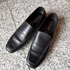 GEOX 黒レディースローファーのサムネイル
