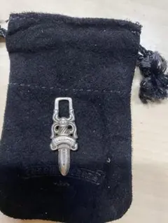 CHROME HEARTS ダガー ペンダントトップ