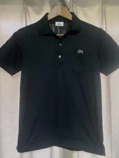 sfc ブラック　ポロシャツ LACOSTE ブラック ポロシャツ サイズ2 - メルカリ