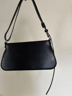 ZARA レザーショルダーバッグ