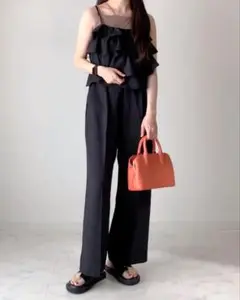 フリル ビスチェ